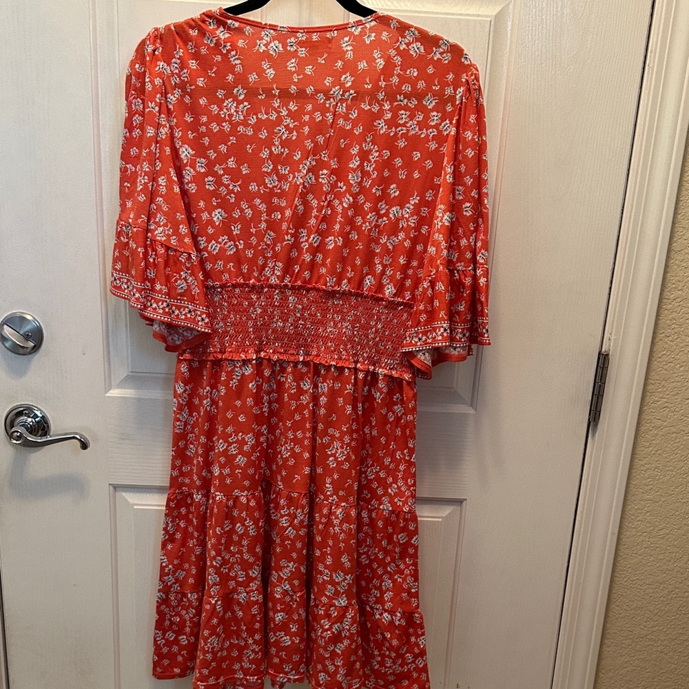 Floral Reddish Orange V-Neck Smocked Waist Flutter Sleeve Dress Size Large - Picture 8 of 11